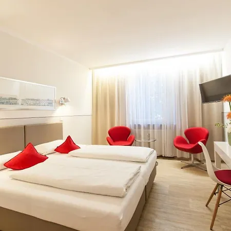 Hotell Franziskaner 3*